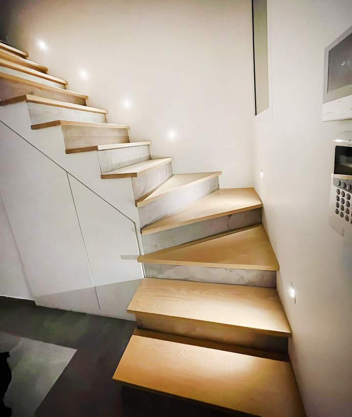 Escaliers en bois Lisses