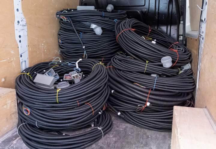 Fils électriques Lisses